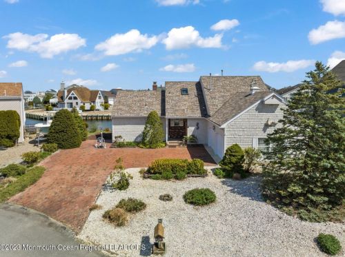 1208 Skimmer Ct, Lacey, NJ 08731-5532