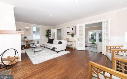 281 Rhoads Ave, Tavistock NJ  08033-1470 exterior