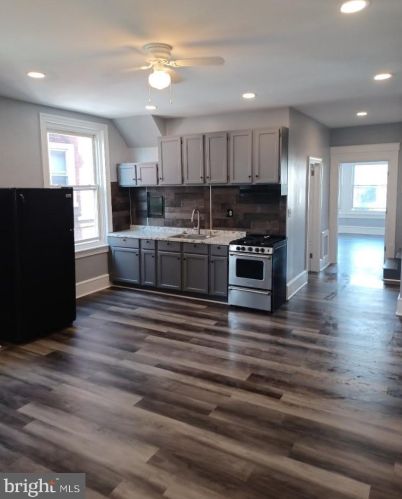 5006 12th St, Philadelphia PA  19141-3518 exterior