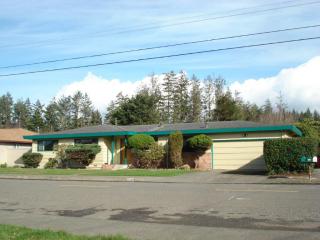 2285 Grace Ave, Mckinleyville, CA 95519-3706