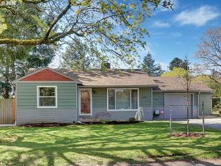 4407 113th Ave, Portland, OR 97266-2232