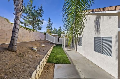 7350 Ayers Rock Rd, Riverside CA 92508-6044 exterior