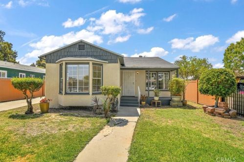 1106 Pine St, Santa Ana, CA 92703-4538
