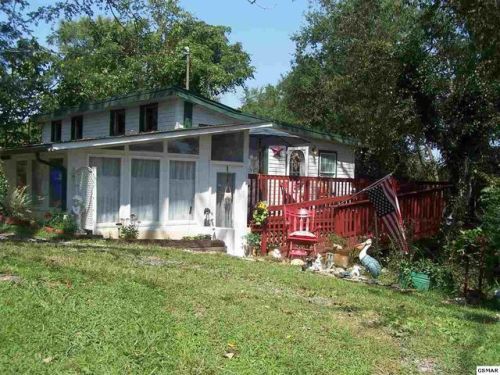 1210 Canyon Hills Ct, Seymour, TN 37865-6224