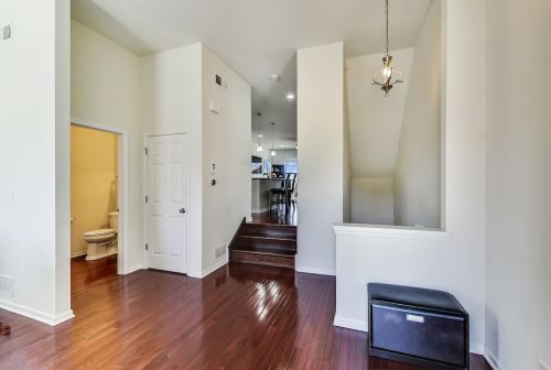 32 Lincoln Ln, Arlington Hts, IL 60004