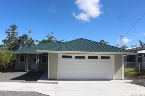25-100 Pukana La St, Hilo, HI 96720-1378