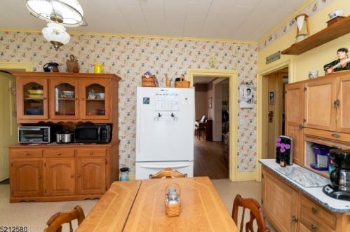 208 High St, Hackettstown NJ  07840-1941 exterior