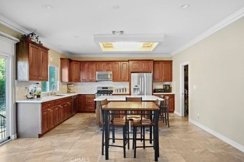 14012 Quailridge Dr, Riverside CA  92503-7201 exterior