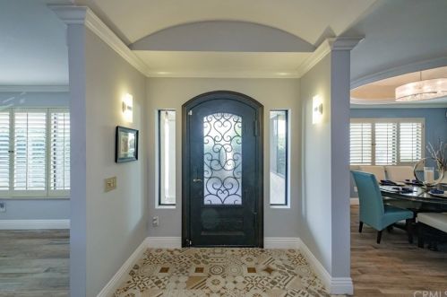 818 Calle Del Sol, Upland CA 91784-1875 exterior