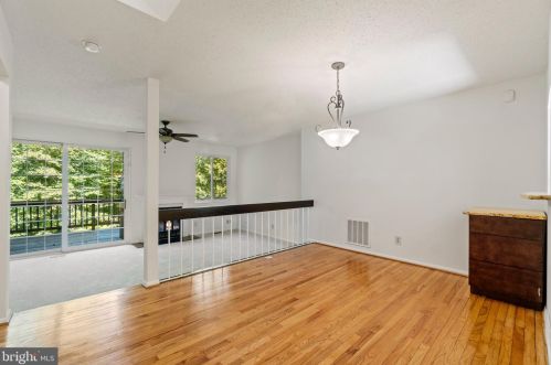 3080 Bridgeton Ct, Woodbridge, VA 22192-1151