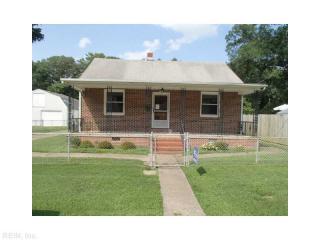 74 Cavalier Rd, Hampton, VA 23669-2260