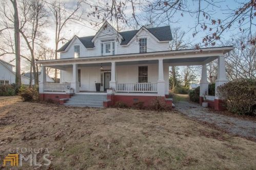 15 Robinson St, Newnan, GA 30263-2516
