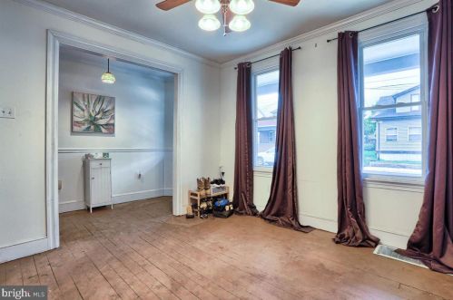 130 B St, Carlisle PA 17013-1907 exterior