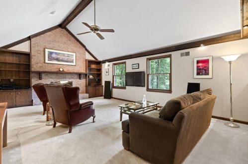 3527 Hidden Acres Dr, Atlanta GA  30340-4449 exterior