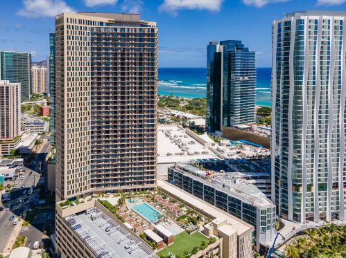 987 Queen St, Honolulu HI  96814-4118 exterior