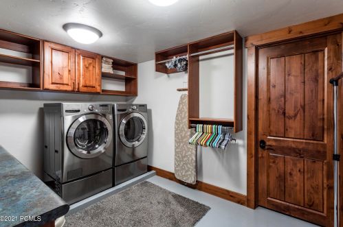 6050 Mtn Rnch Dr, Park City UT 84098-6177 exterior