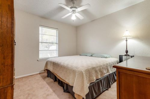 8604 Brook Ridge Dr, Fort Worth TX  76182 exterior