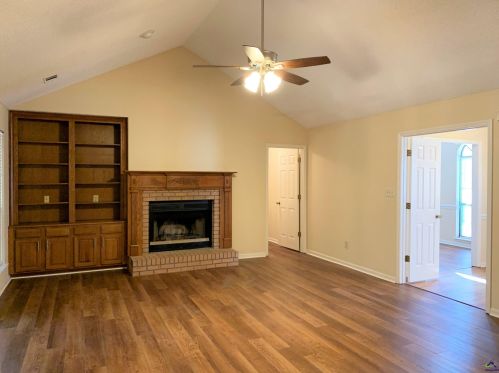 105 Hiley Ct, Bonaire GA  31005-3924 exterior