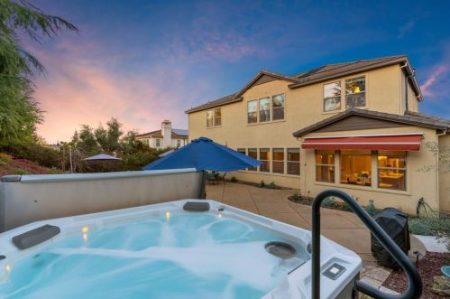 2017 Medici Way, Folsom CA  95762-4154 exterior