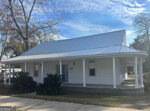 119 Adams St, Tennille, GA 31089-1102