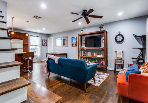 4736 Bradford Dr, Dallas, TX 75219-1239