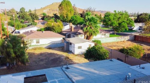 6352 Riverside, Riverside CA  92506-3129 exterior