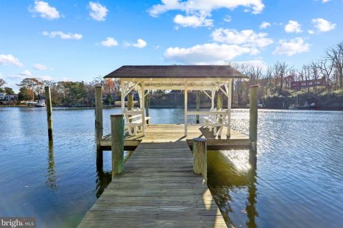 755 Dividing Rd, Severna Park MD 21146-4324 exterior