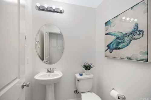 126 Hedge Bloom, Irvine CA  92618-1517 exterior