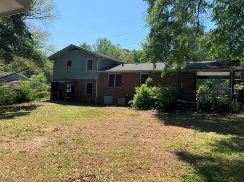 3216 Highway 20, Conyers GA  30013-2865 exterior
