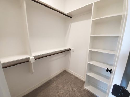 233 Shannon St, Angleton TX 77515 exterior