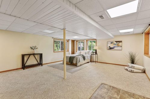 208 Colleen Ave, Saint Paul MN  55126-6252 exterior