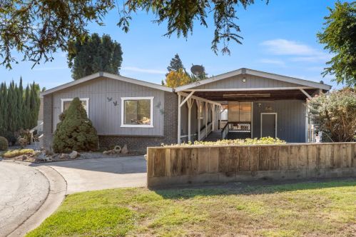 14 Blue Teal Ct, Lodi, CA 95242-9567