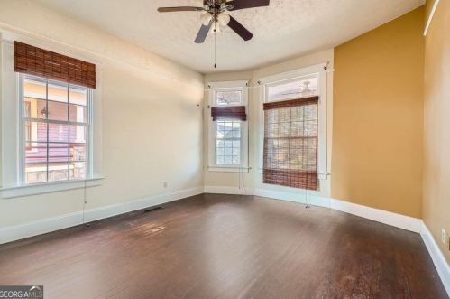 446 Holderness St, Atlanta GA  30310-1758 exterior