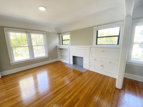 244 Kenwood St, Glendale CA  91206-4209 exterior