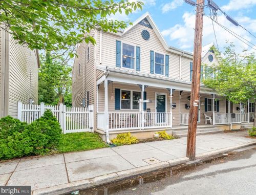 114 East St, Carlisle, PA 17013-2510