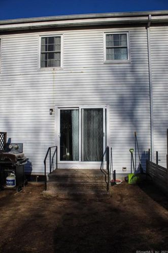 59 Athol St, Killingly CT  06239-1907 exterior