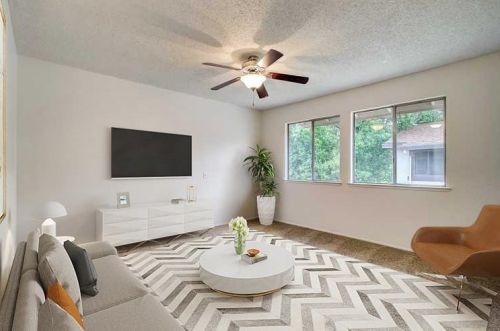 2212 Elmcrest Ln, Rancho Cordova, CA 95670-4208