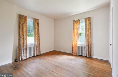 119 Linden Ln, Princeton NJ  08540-3829 exterior