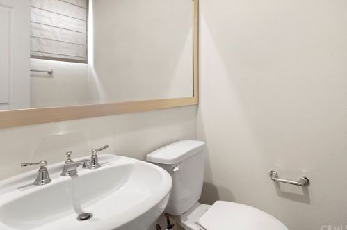 117 Bumblebee, Irvine CA  92618-1150 exterior