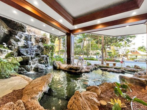 201 Ohua Ave, Honolulu HI 96815-3653 exterior