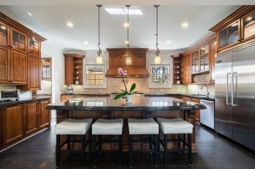 239 Beverly Rd, Atlanta GA  30309-2643 exterior