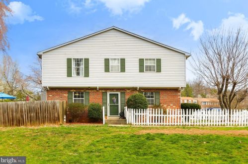 14836 Dorian Dr, Woodbridge, VA 22193-1765