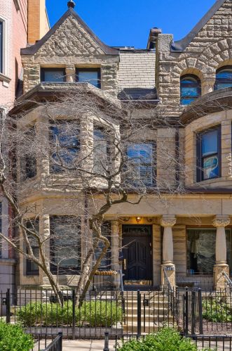 1443 Dearborn Pkwy, Chicago, IL 60610-1401