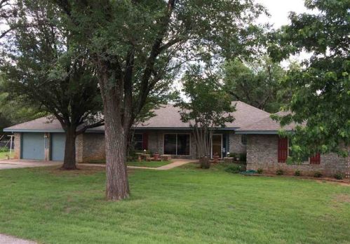 2601 Pioneer Trl, Stillwater, OK 74074-2266