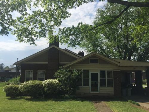 304 Church St, Philadelphia, TN 37846-2347