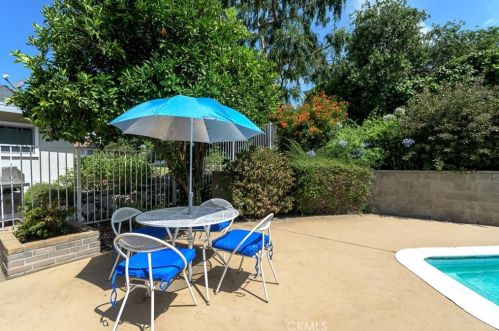 3451 Mevel Pl, Glendale CA  91214-1141 exterior