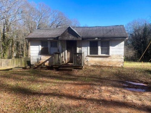 3208 Altacrest Dr, Scottdale, GA 30079-1604