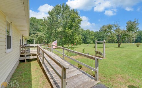 3737 Lankford Rd, Lavonia, GA 30553-4526