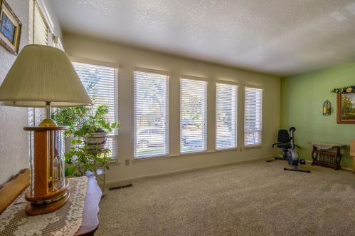 1420 Sylvan Meadows Dr, Modesto, CA 95355-1324