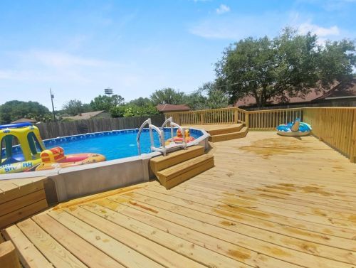 49 Colony Sq, Angleton TX 77515-3644 exterior